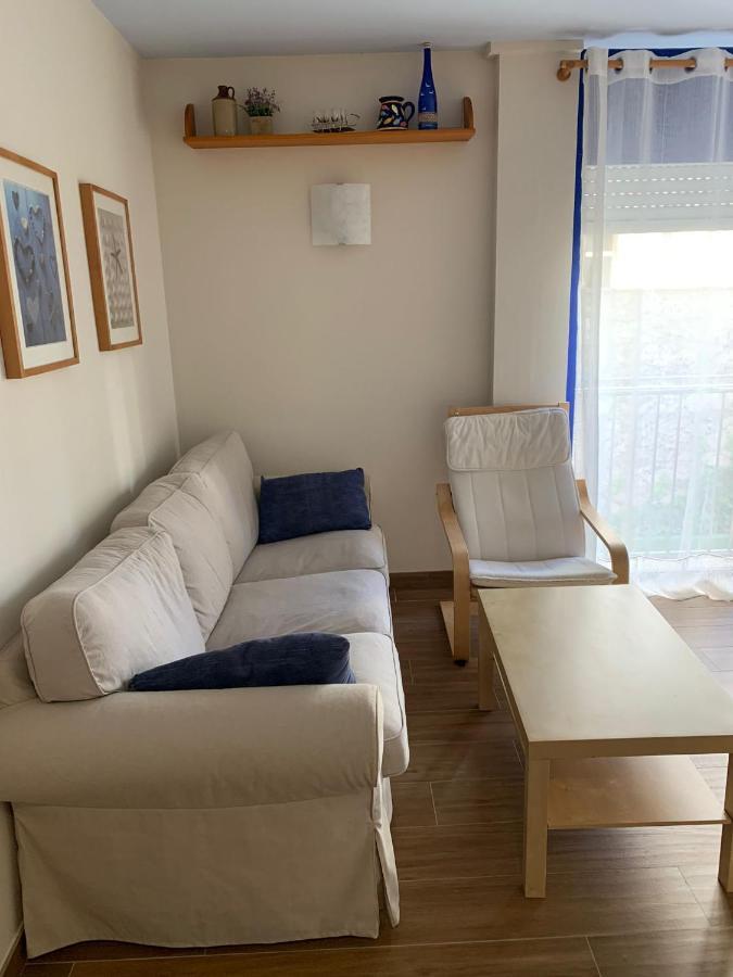 Cosy Apartment In L Escala, 7 Mins Walk To The Closest Beach, Riells L' Escala Buitenkant foto