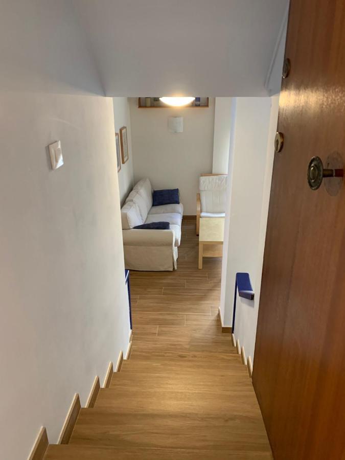 Cosy Apartment In L Escala, 7 Mins Walk To The Closest Beach, Riells L' Escala Buitenkant foto